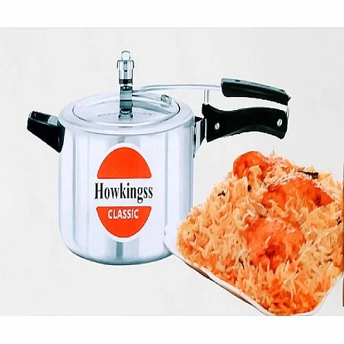 Howkingss straight Pressure Cooker 4.5 Litre